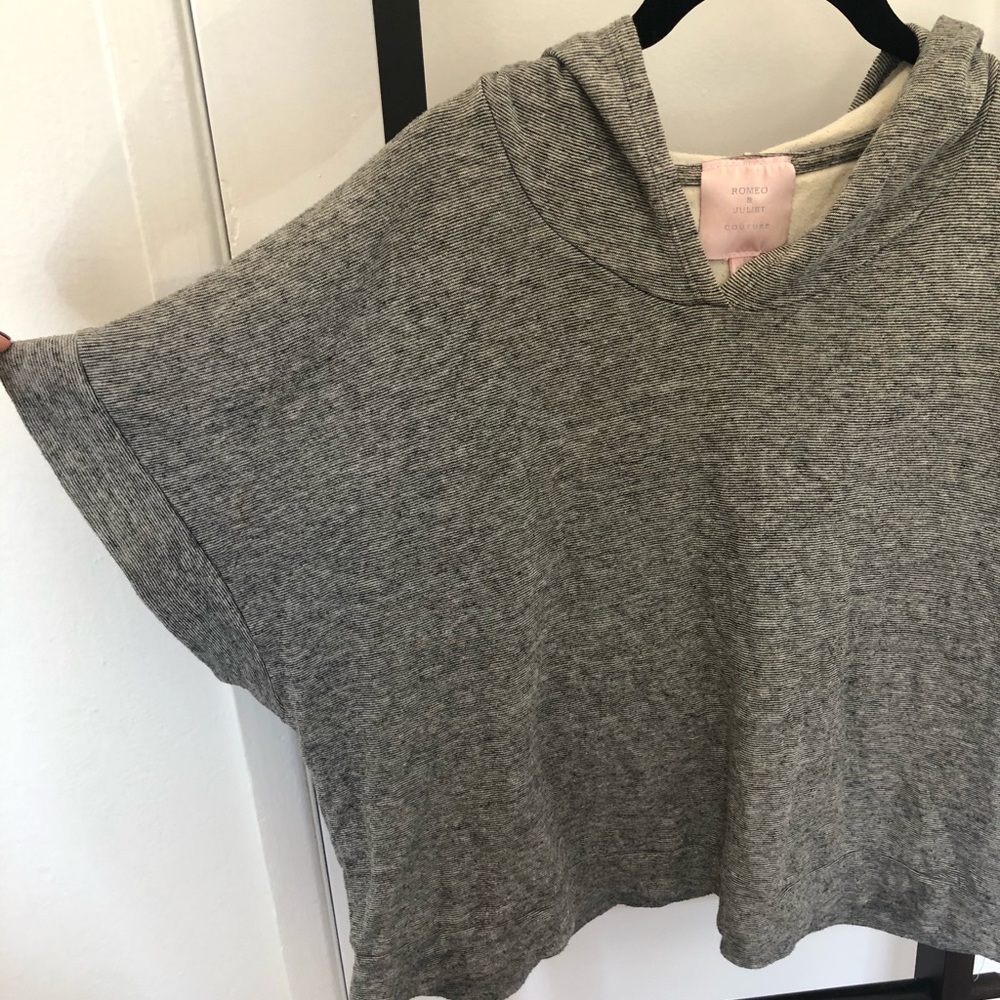 lounge poncho
